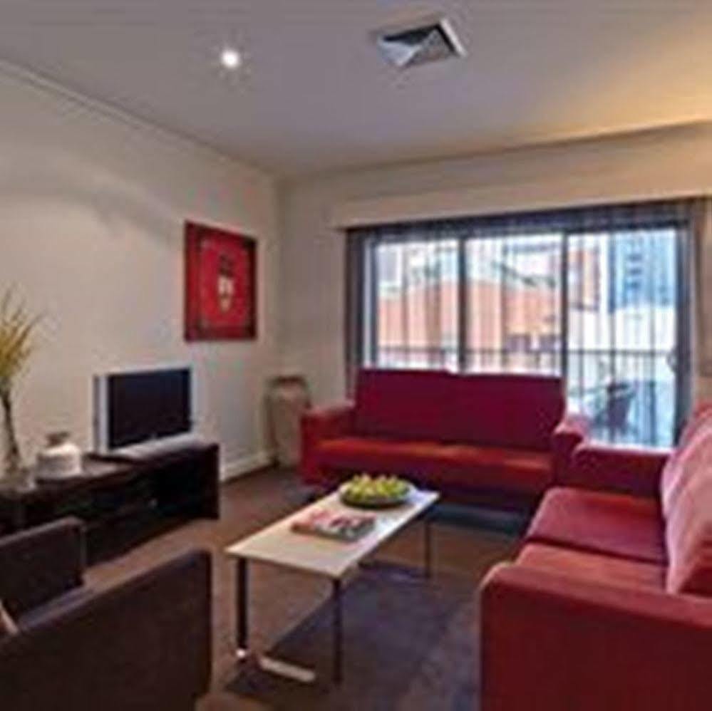 Adina Apartment Hotel Perth Barrack Plaza Экстерьер фото