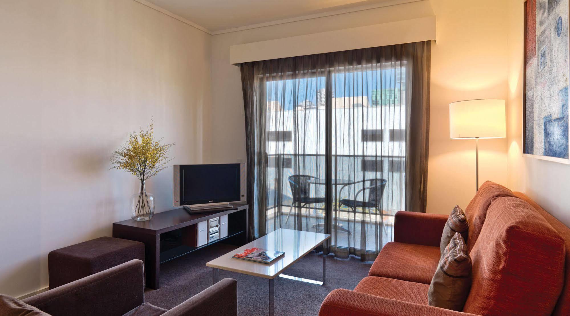 Adina Apartment Hotel Perth Barrack Plaza Экстерьер фото