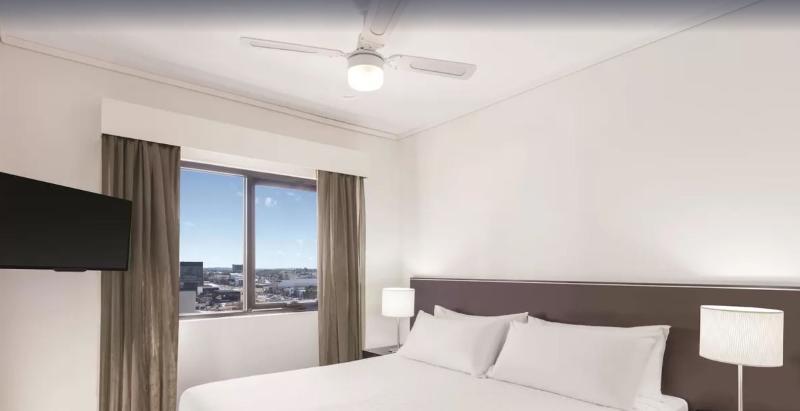 Adina Apartment Hotel Perth Barrack Plaza Экстерьер фото